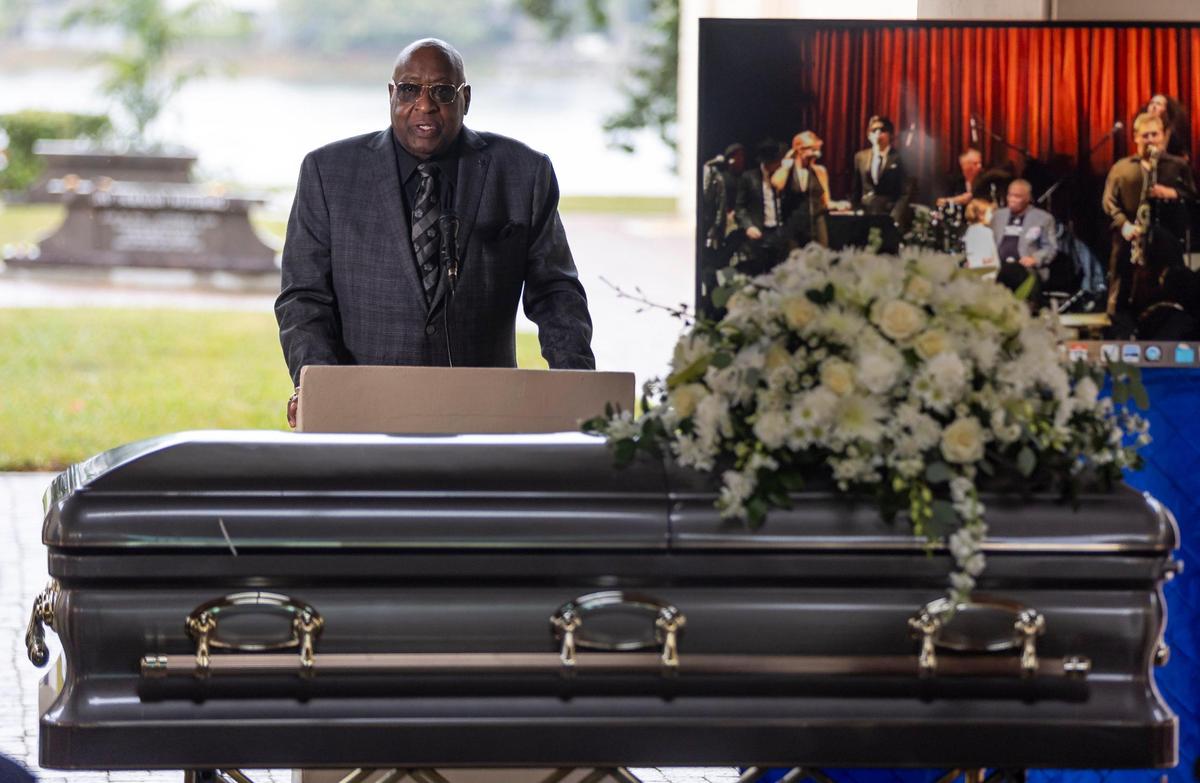 Former Miami Dolphins player Larry Little speaks during the funeral service of Sam Moore at Lakeside Memorial Park and Funeral Home on Friday, Jan. 17, 2025, in Doral, Fla. Moore, the R&B singer from the famed 1960s duo Sam & Dave, died on Friday, Jan. 10, at the age of 89. Little and Moore both attended Miami’s Booker T. Washington High School, but at different times.