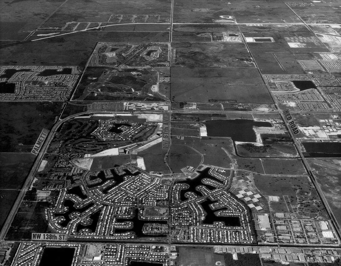 An aerial view of Miami Lakes in 1972.