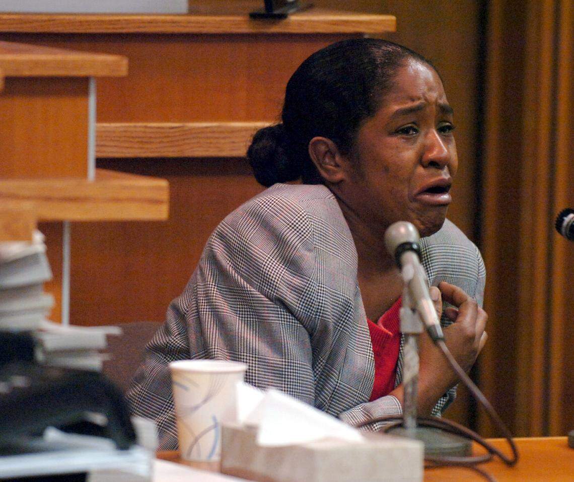 Quatisha Maycock’s mother Shandelle Maycock cries as she testifies during Harrel Braddy’s trial in 2007. Braddy was convicted of kidnapping Shandelle and leaving Quatisha, 5, to be eaten by alligators on Alligator Alley.