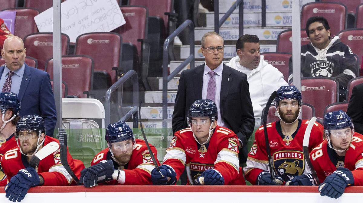 Florida Panthers head coach Paul Maurice watches his team play against the Tampa Bay Lightning in the second period of their NHL game at the Amerant Bank Arena on Saturday, Nov. 15, 2025, in Sunrise, Fla.