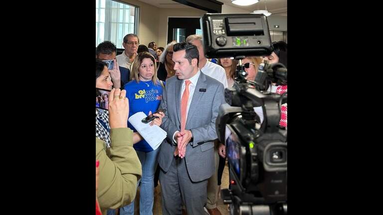 ‘A tragic moment’: Immigration crackdown intensifies in Doral, home to thousands of Venezuelans