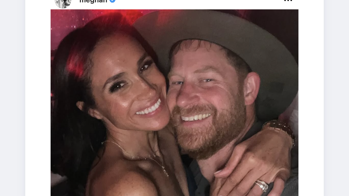 Meghan Markle and Prince Harry cheer on Beyoncé.