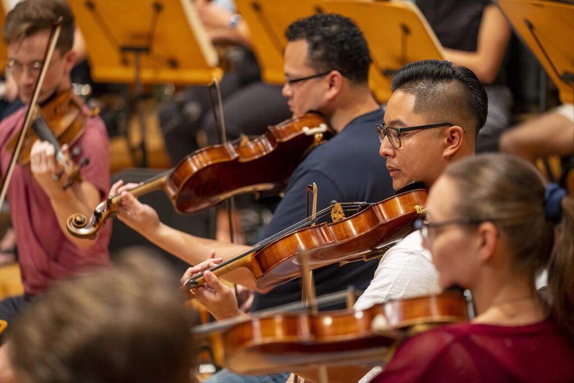 New World Symphony offers its Fellows an opportunity to play different styles of music that they may not have experienced in their classical studies, and to perform with a variety of conductors.