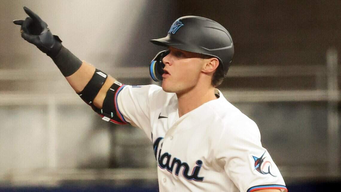 Miami Marlins rout Pittsburgh Pirates to clinch series, win fourth straight game