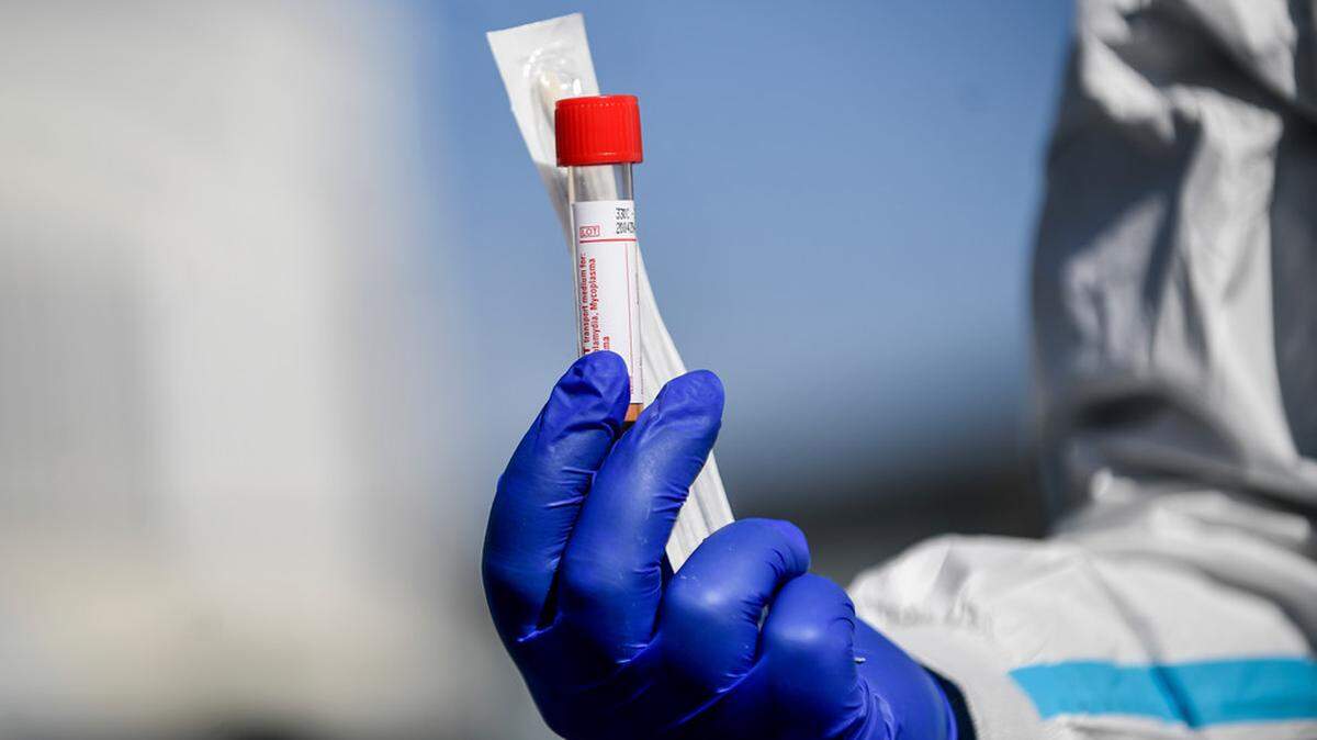 Many coronavirus survivors have long-lasting health challenges after recovering.
