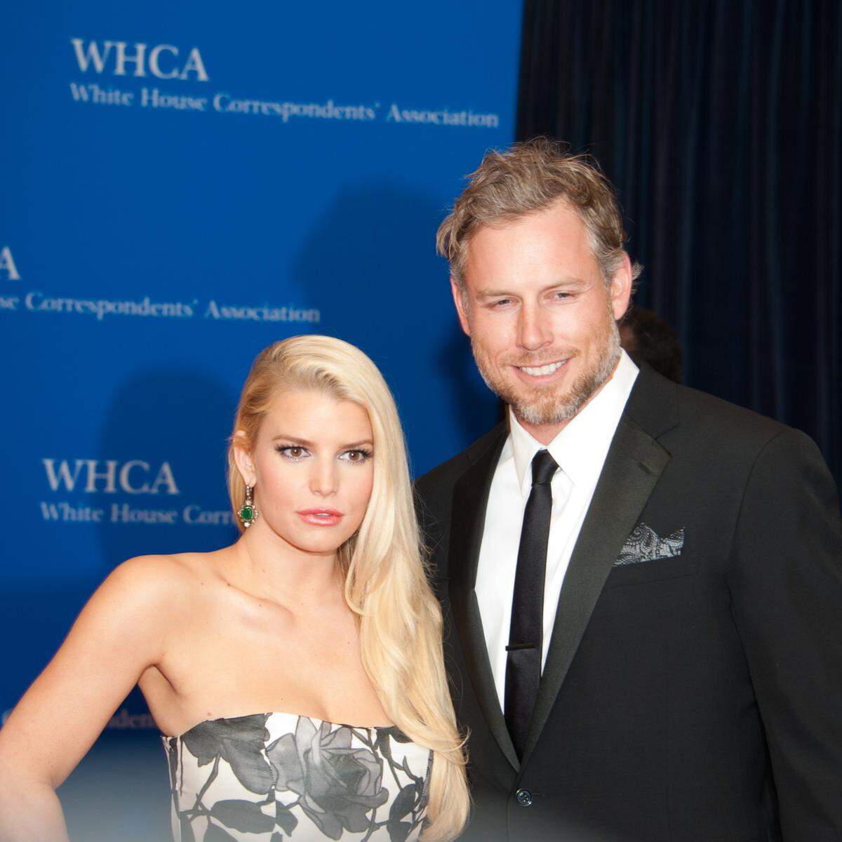 Jessica Simpson announces separation from her husband.