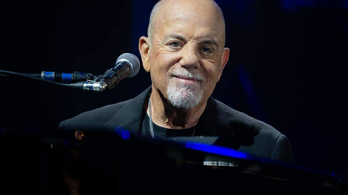 8/9/2024 - EDITORIAL USE ONLY Billy Joel performs at the Principality Stadium in Cardiff, marking the singer’s first ever performance in the city and his only European show in 2024. Picture date: Friday August 9, 2024. (Photo by Matthew Horwood Media Assignments/PA Images/Alamy Images/Sipa USA) *** US Rights Only ***