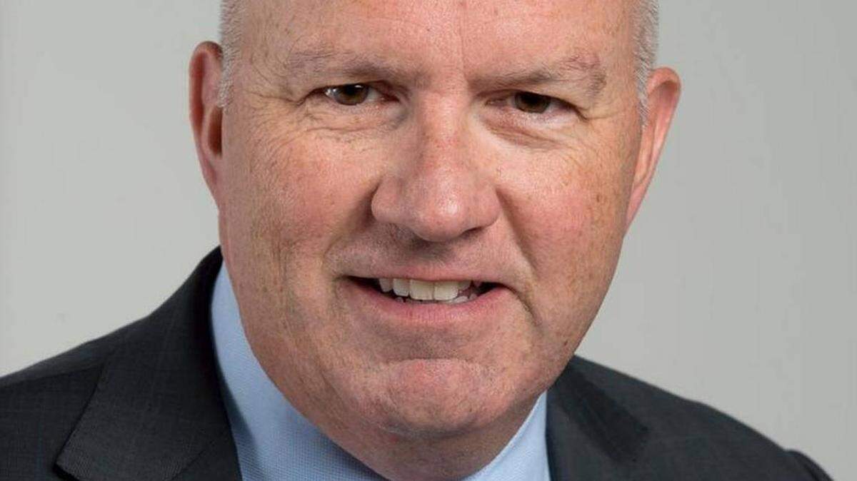 McClatchy named Tim Grieve, a former Sacramento Bee reporter, as its vice president of news in 2016.
