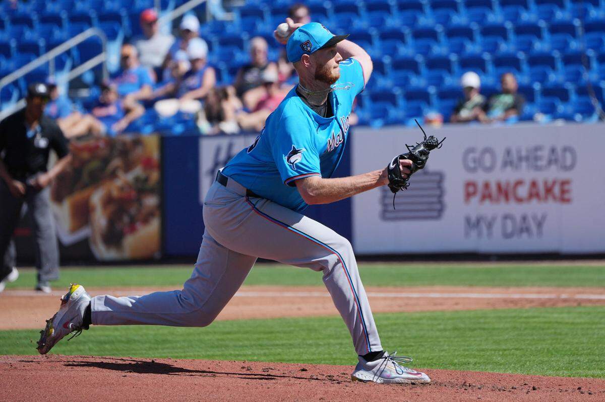 Feb 27, 2024; Port St. Lucie, Florida, USA; Miami Marlins pitcher A.J. Puk (35) pitches against the New York Mets in the first inning at Clover Park.