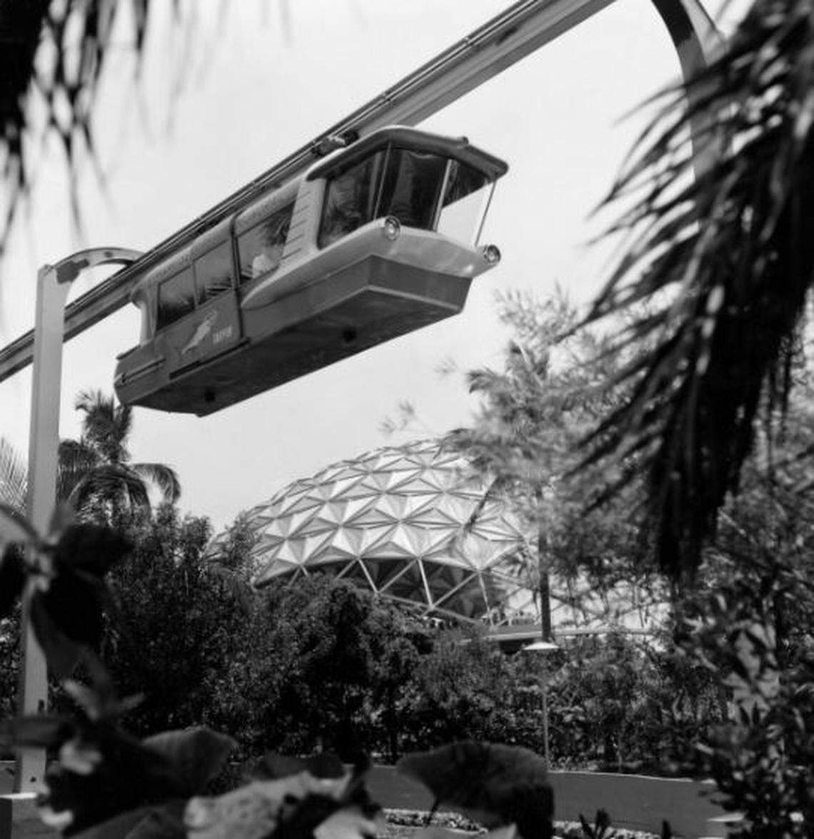 A monorail circled the Seaquarium ground through the 1970s. Unlike the monorail at Disney World, this one hung from the track.