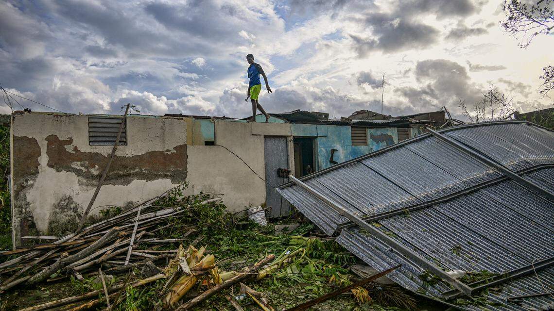 U.S. ready to send humanitarian aid to Cuba after Hurricane Melissa devastation