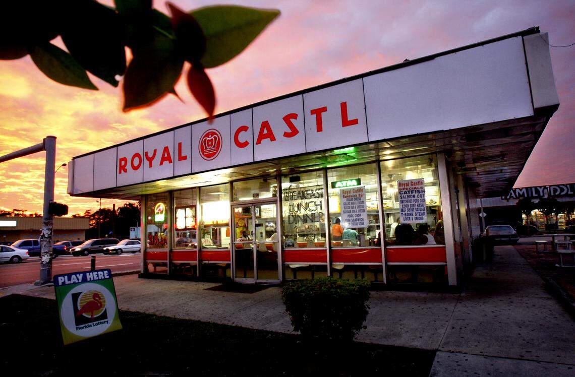 1/16/08 Patrick Farrell/Miami Herald James Brimberry’s Royal Castle on NW 79th Street and 27th Avenue.