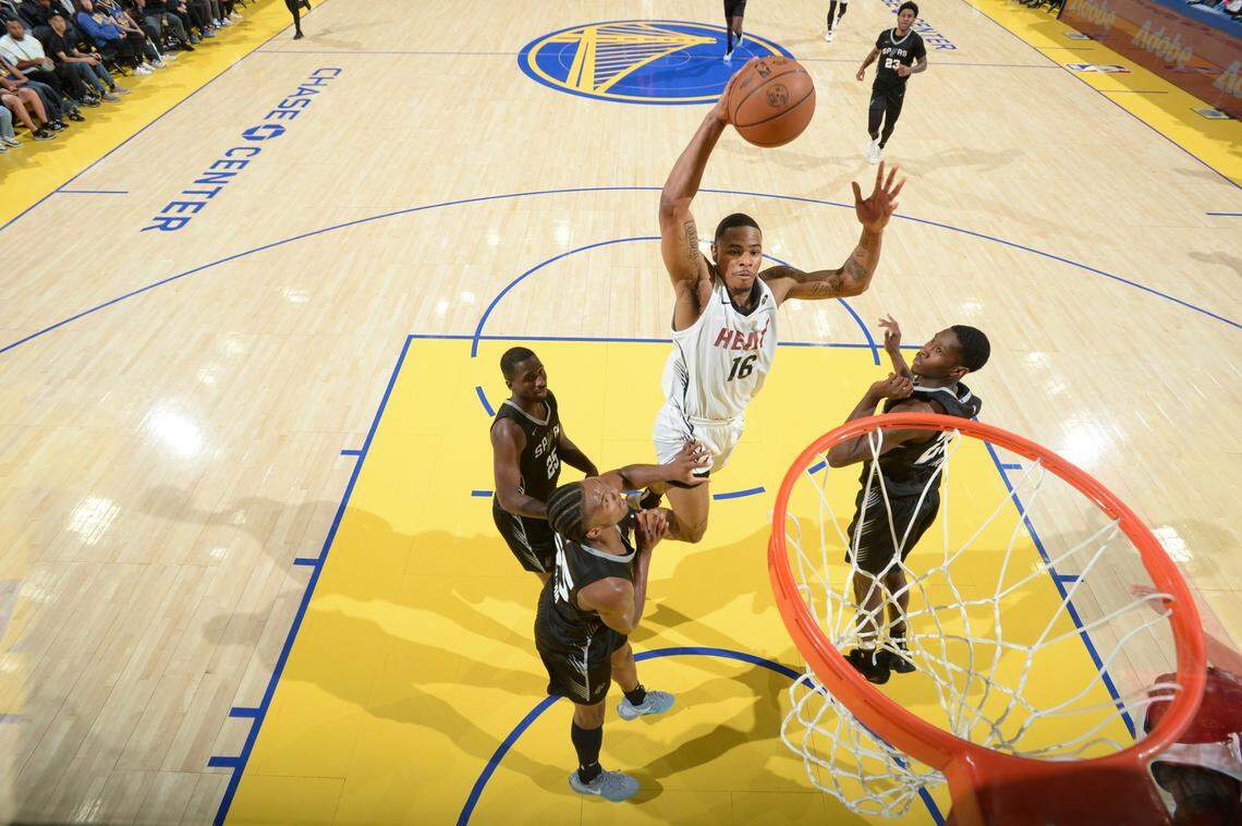 Keshad Johnson #16 of the Miami Heat dunks the ball during the game against the San Antonio Spurs during the 2025 NBA California Classic on July 5, 2025 at Chase Center in San Francisco, California.