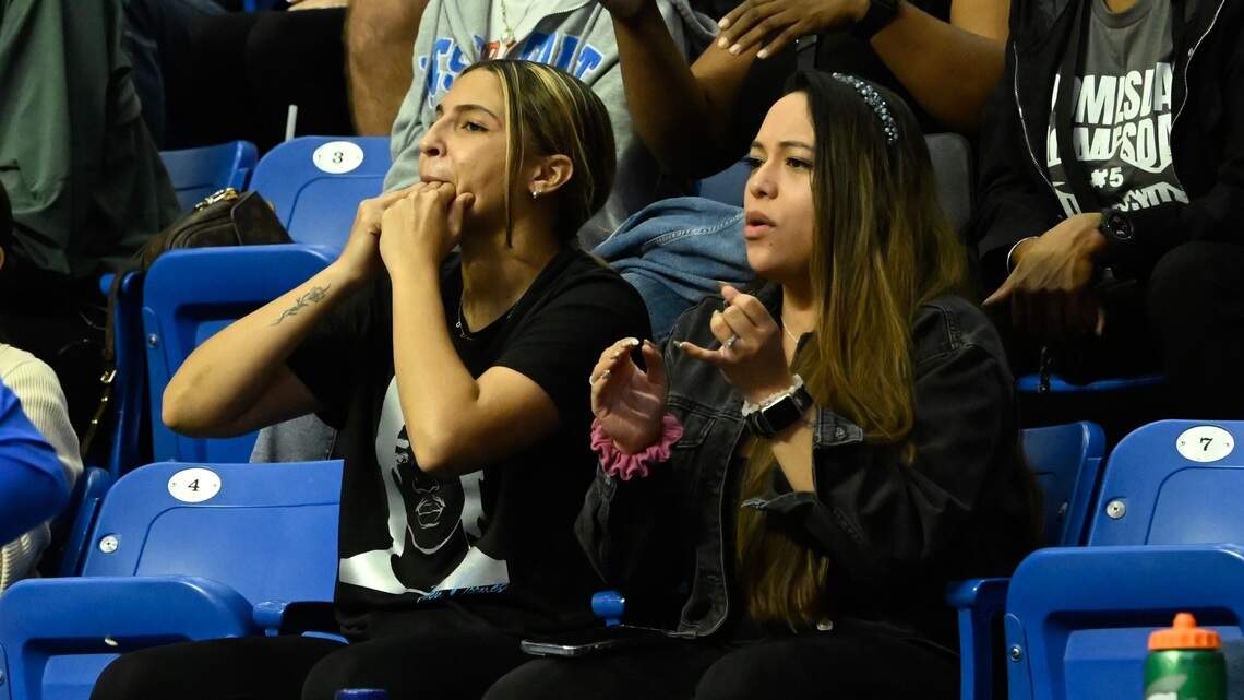 Nova Southeastern basketball has special cheering section entering NCAA Division II Regional