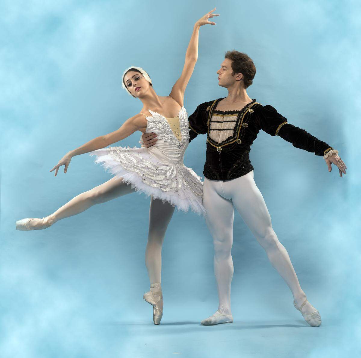 Ballet Manila resident guest principals Katherine Barkman and Joseph Phillips.
