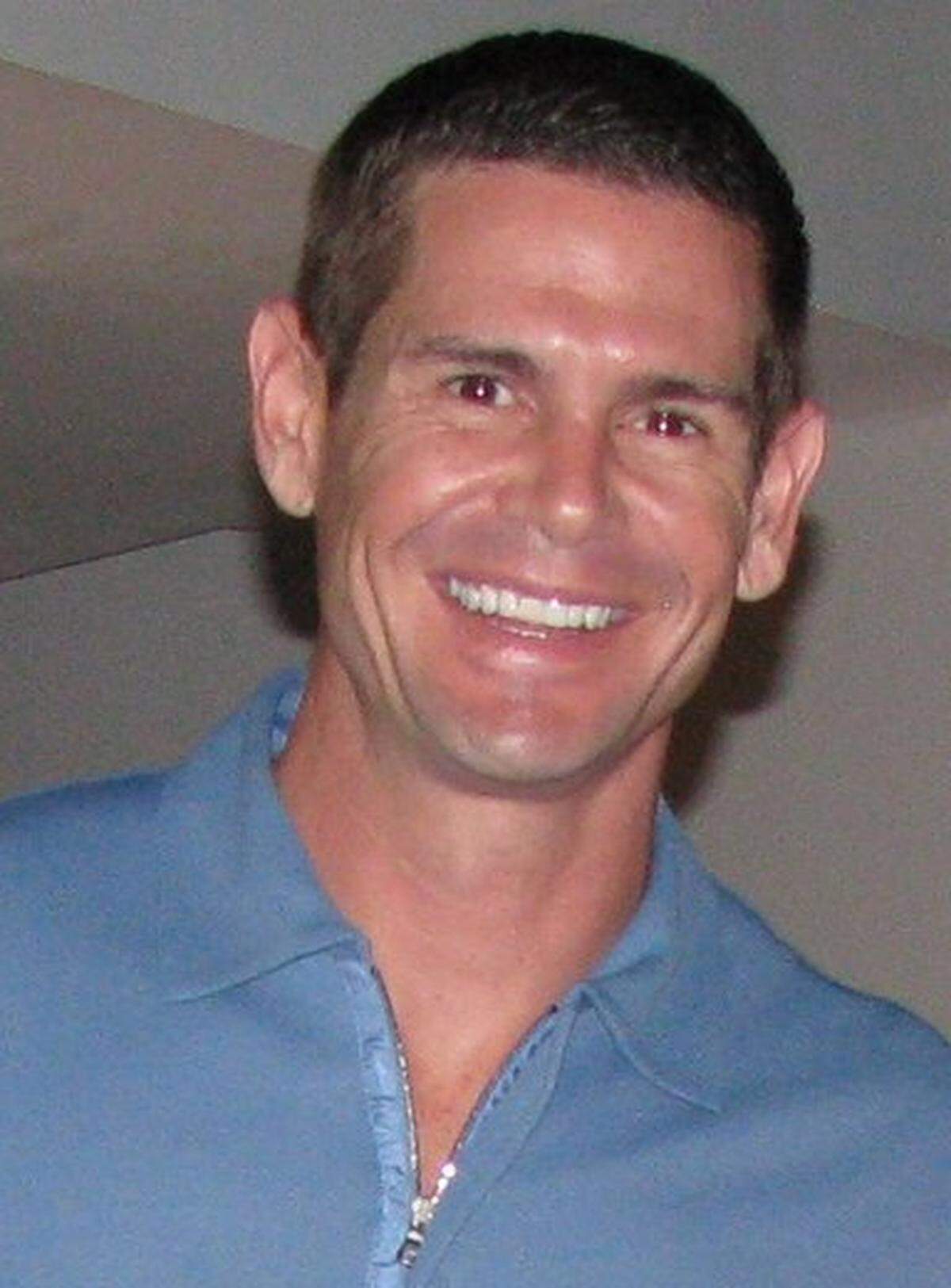 Blake Young, Group 6.