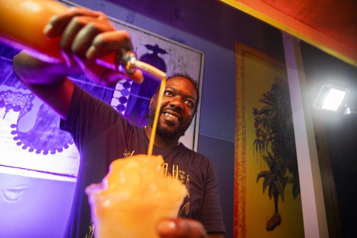 Dobi Charles makes Ice Cones at Lakou restaurant in Little Haiti, on Saturday October 25th., 2025.