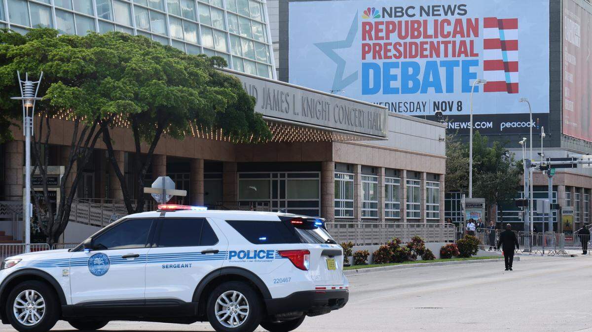 Police officers from both the City of Miami and Miami-Dade County were in heavy presence as Republican Presidential Primary candidates debated inside Miami’s Adrienne Arsht Center for the Performing Arts’ Knight Concert Hall on Wednesday, November 8, 2023.