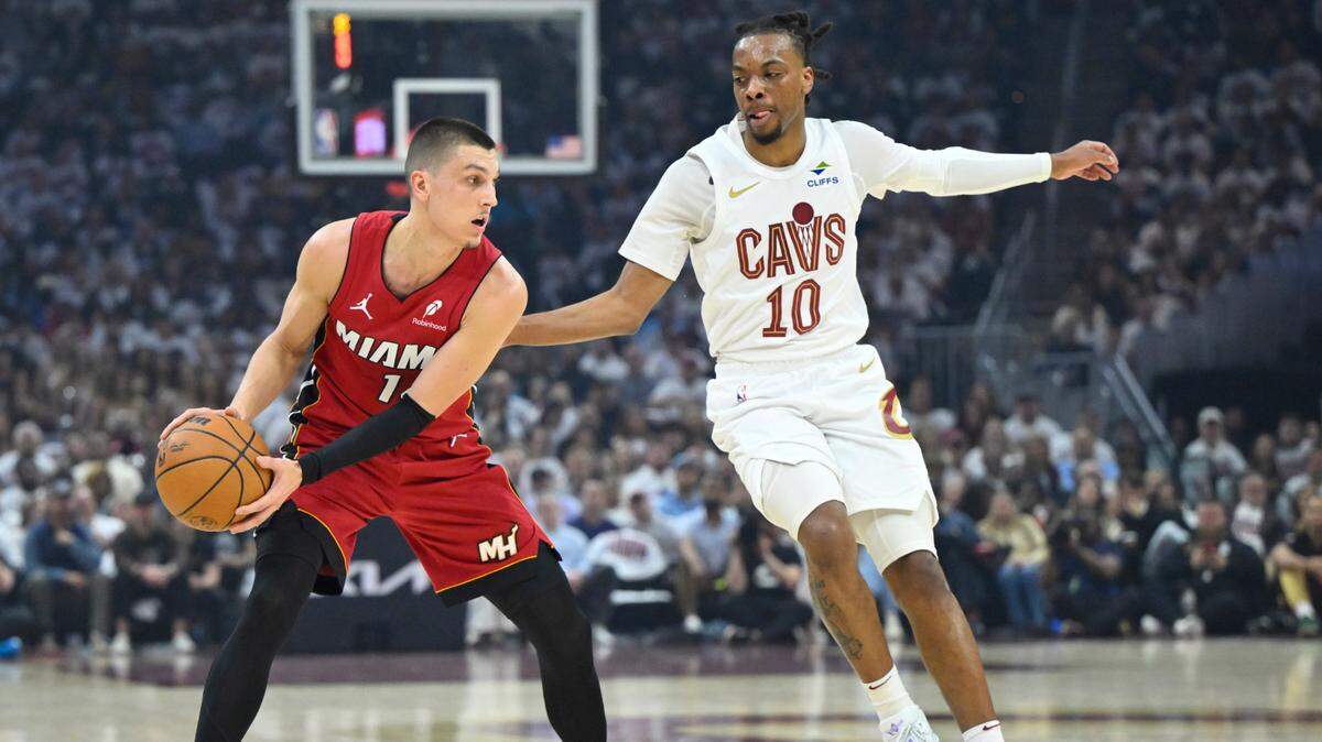 Cleveland Cavaliers guard Darius Garland (10) defends Miami Heat guard Tyler Herro (14) in the first quarter at Rocket Arena.
