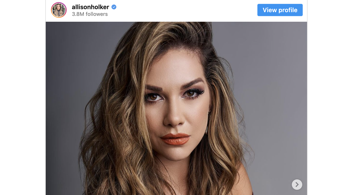 Allison Holker is opening up about her new love.