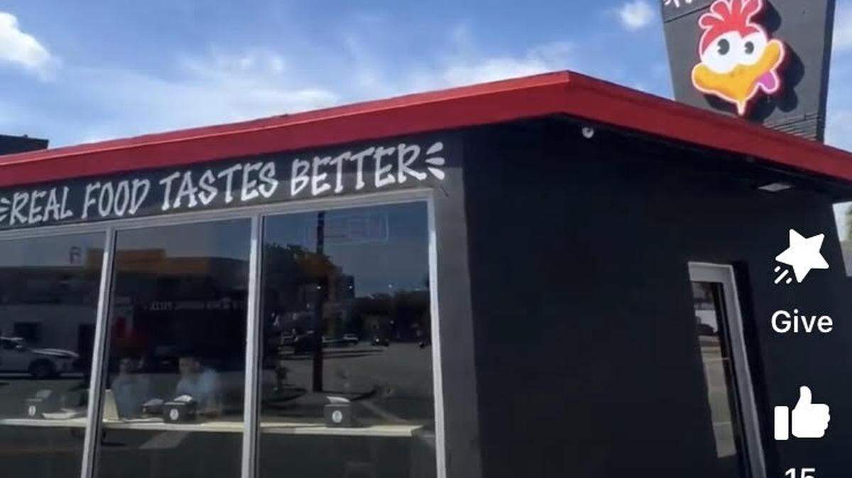 The new Mad Chicken location in Hollywood.