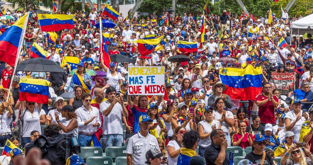 Local Venezuelans protest at Bayfront Park in Downtown Miami.