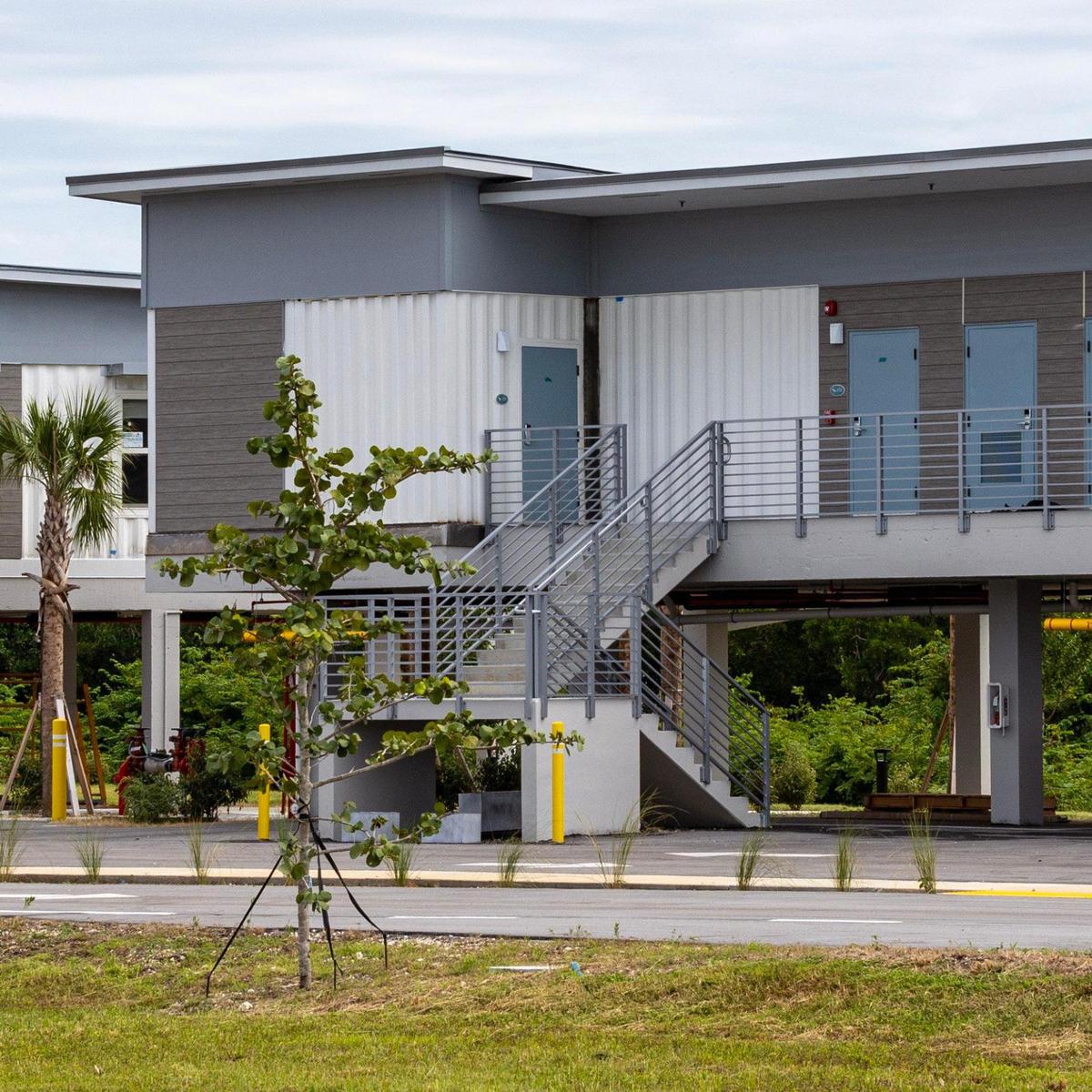 Vista exterior de Flamingo Lodge dentro del Parque Nacional de los Everglades en Homestead, la Florida, el viernes 20 de octubre de 2023.