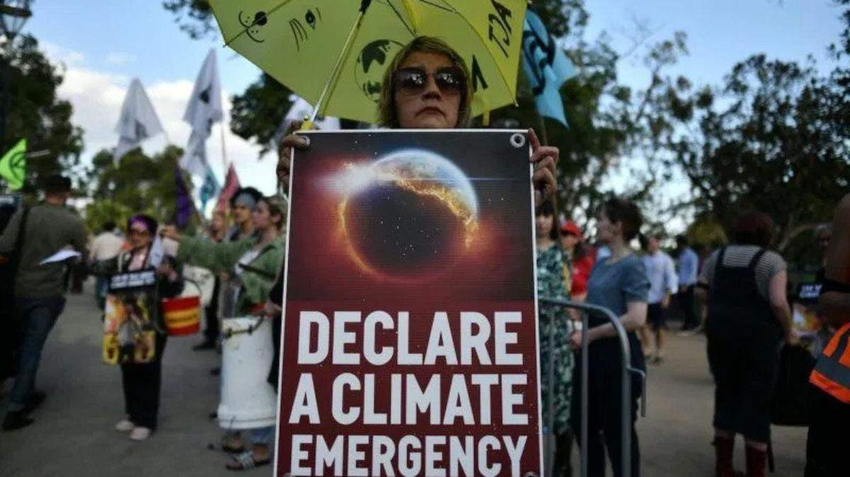 Despite similarities between climate change and the coronavirus pandemic, global response to each crisis has been very different