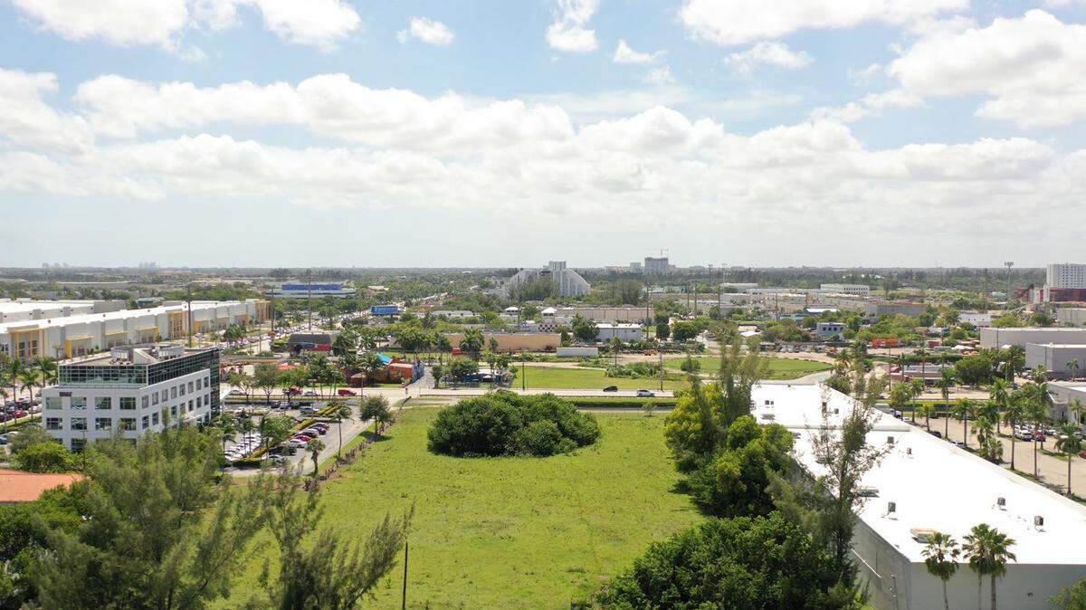 An undisclosed cosmetic firm bought a 3.72 acre site in Sweetwater.