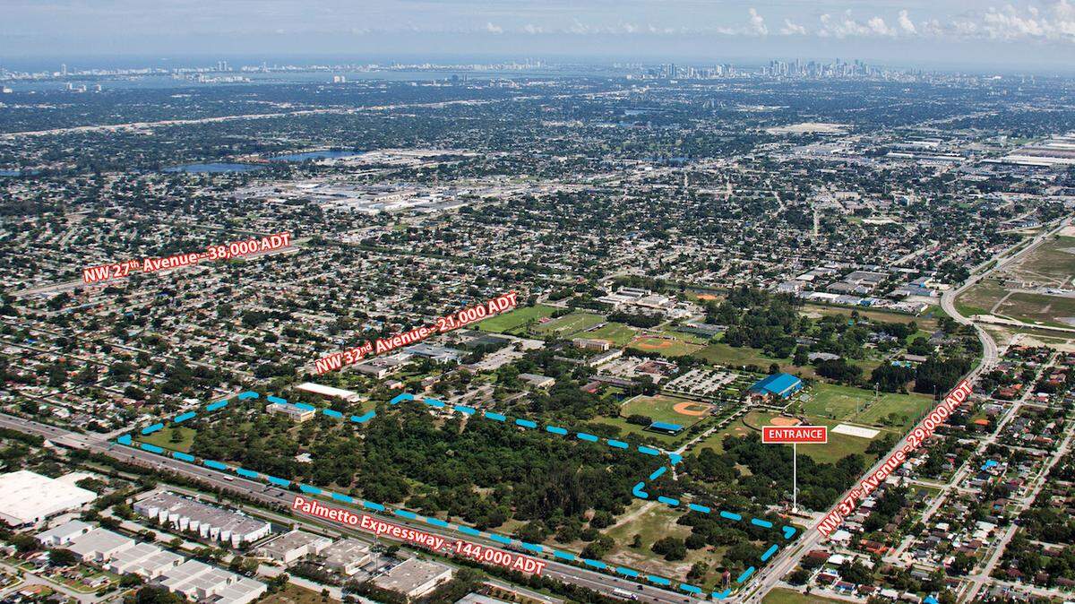 This map shows the boundaries of the 28-acre lot adjacent to St. Thomas University in Miami Gardens. The school is putting the vacant lot up for sale.