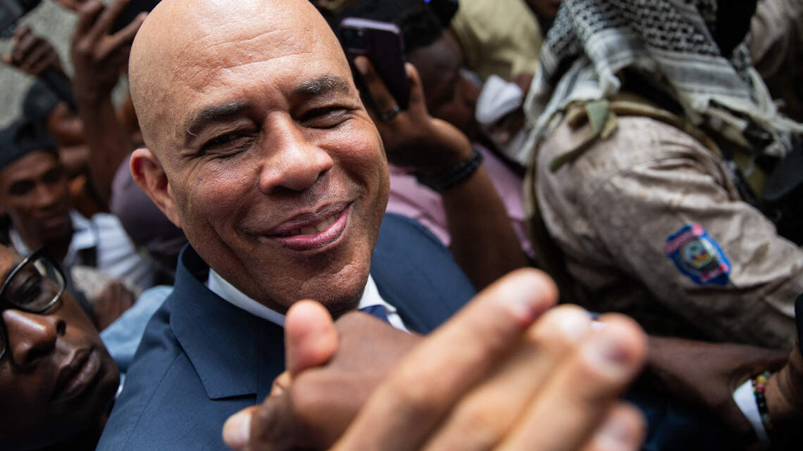 Martelly puts elections rumors to rest, registers to run for Haiti presidency