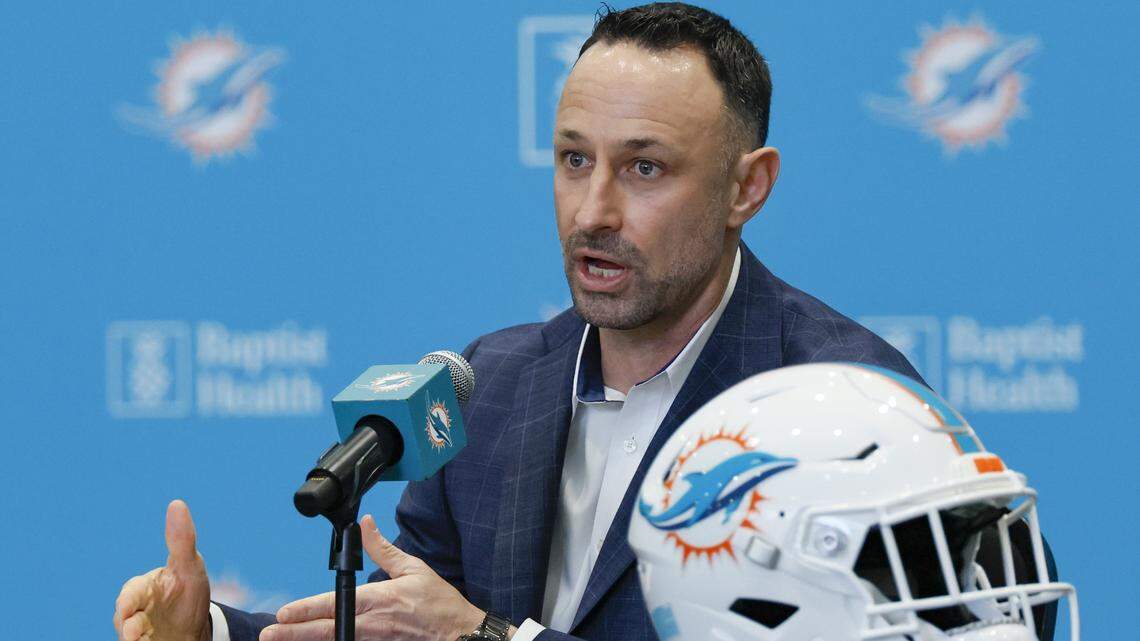 Live updates: Tracking Dolphins on free agency Day 1. Reaction on Willis addition
