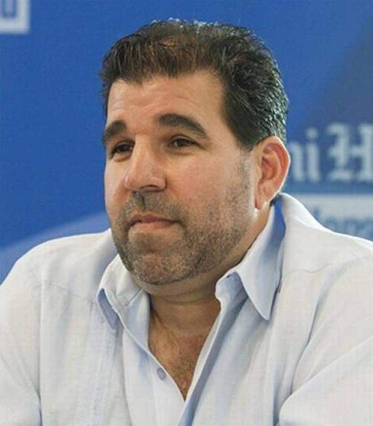 Adrian Gonzalez, Group 6