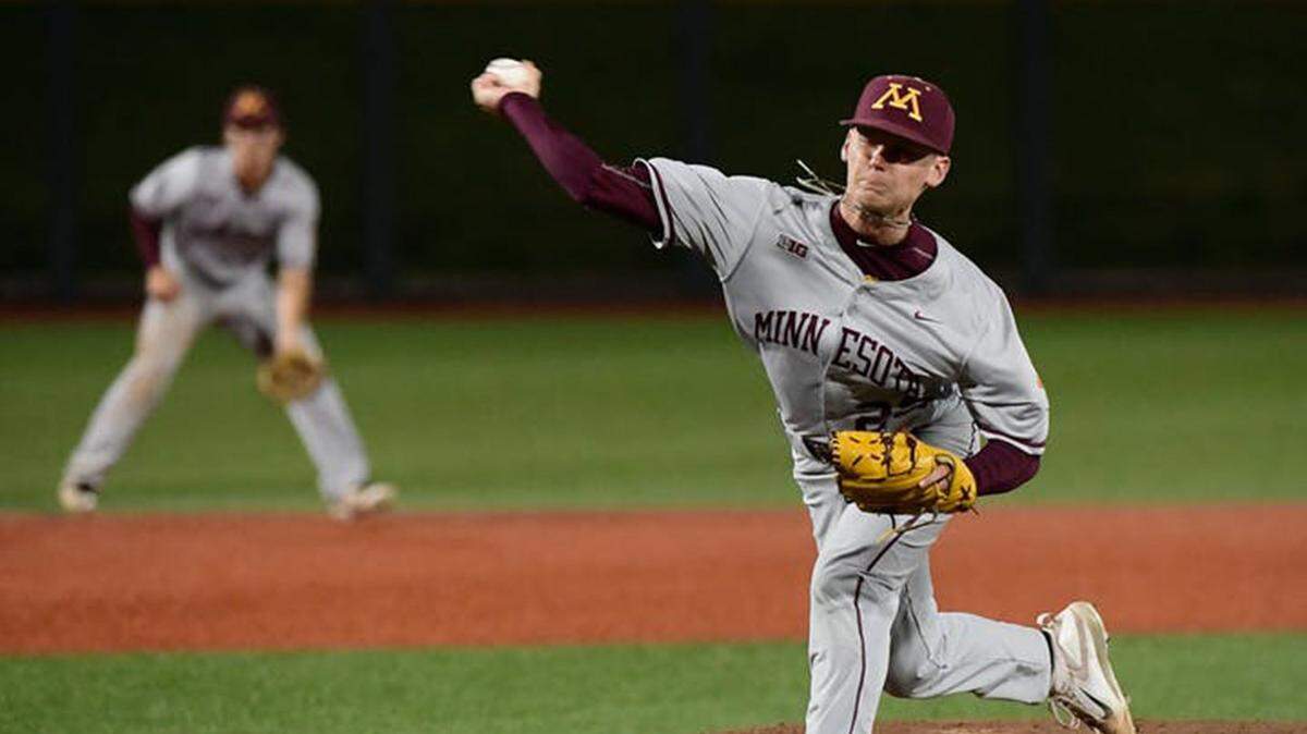 Max Meyer of the Gophers pitches against UCLA during the NCAA tournament in 2018. (Aaron Lavinsky/Minneapolis Star Tribune/TNS)