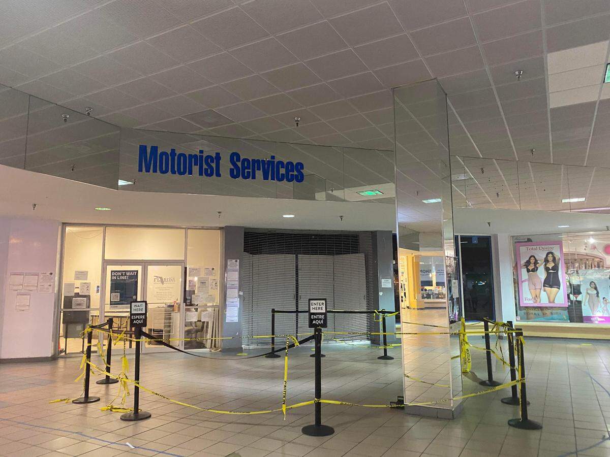 A view of a local Florida DMV office in the times of COVID-19.