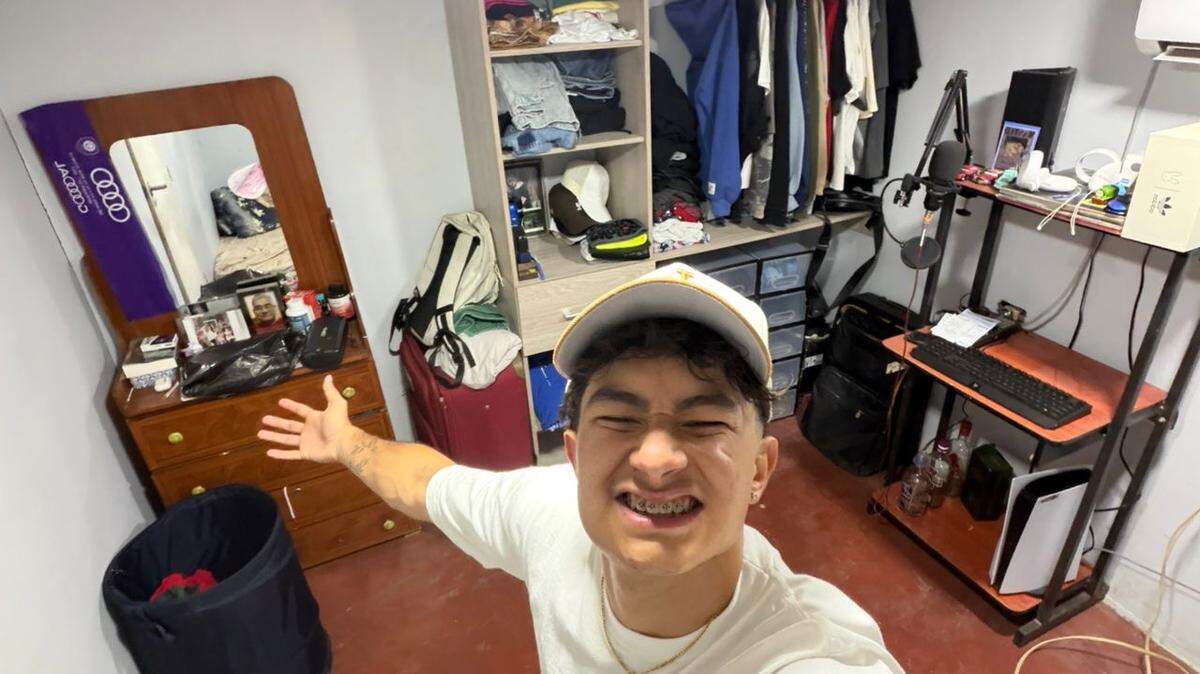 Diego Armando Escalona Polanco, who was living in Orlando, was detained by ICE before being deported to his native Venezuela. He’s now back in his childhood bedroom in Maracaibo.