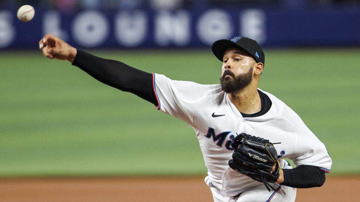 Miami Marlins starting pitcher Pablo Lopez (49) pitches during the first inning of a baseball game against the New York Mets at LoanDepot Park on Sunday, July 31, 2022 in Miami, Florida.