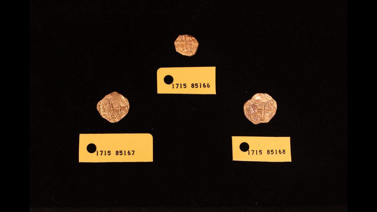 The gold coins were minted in Spanish colonies in Mexico, Peru and Bolivia and were being taken back to Spain when the ships sank in a storm, historians say.