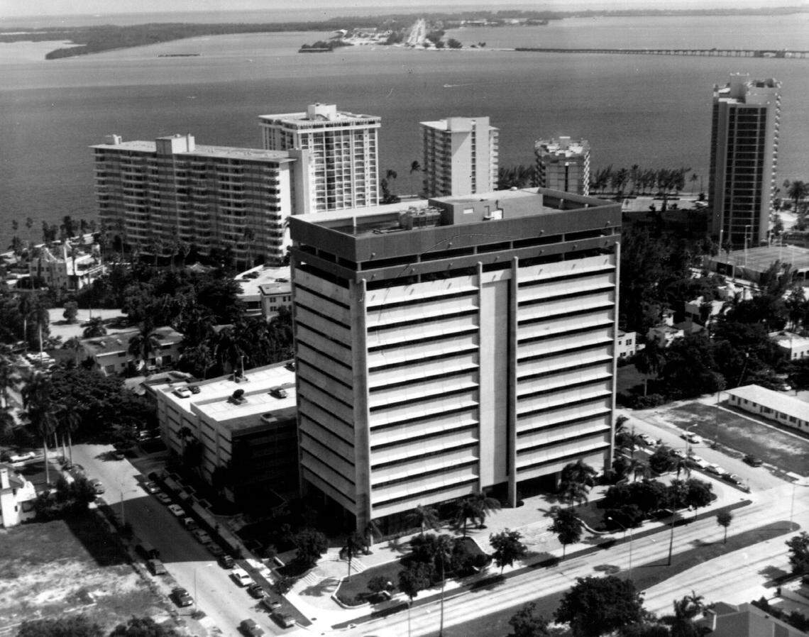 Forte Plaza office building in 1978.