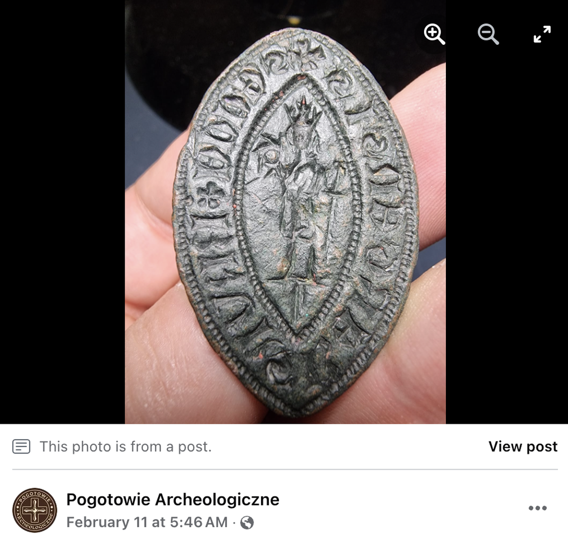 The seal shows St. Catherine of Alexandria, the patron saint of the local church.