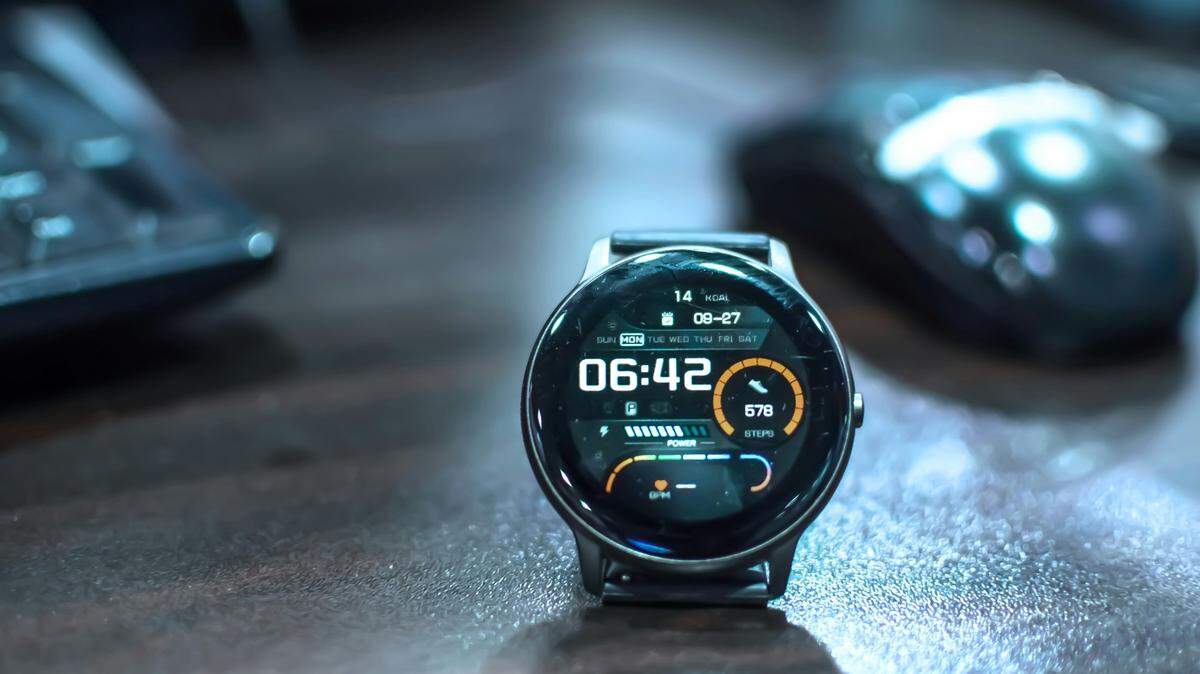 Wearable technology is popular, but there are limits on what it can do, the FDA says.