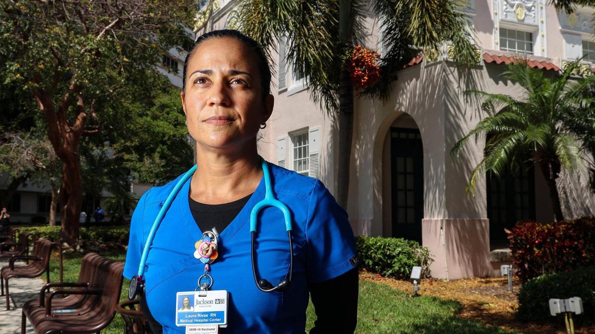 Laura Rivas, una enferrmera del  Jackson Health System.
