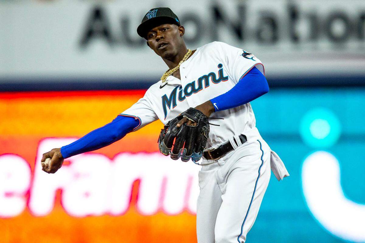 Miami Marlins second baseman Jazz Chisholm Jr. (2) throws the ball to first base during the fifth inning of an MLB game against the Washington Nationals at loanDepot park in the Little Havana neighborhood of Miami, Florida, on Wednesday, June 8, 2022.