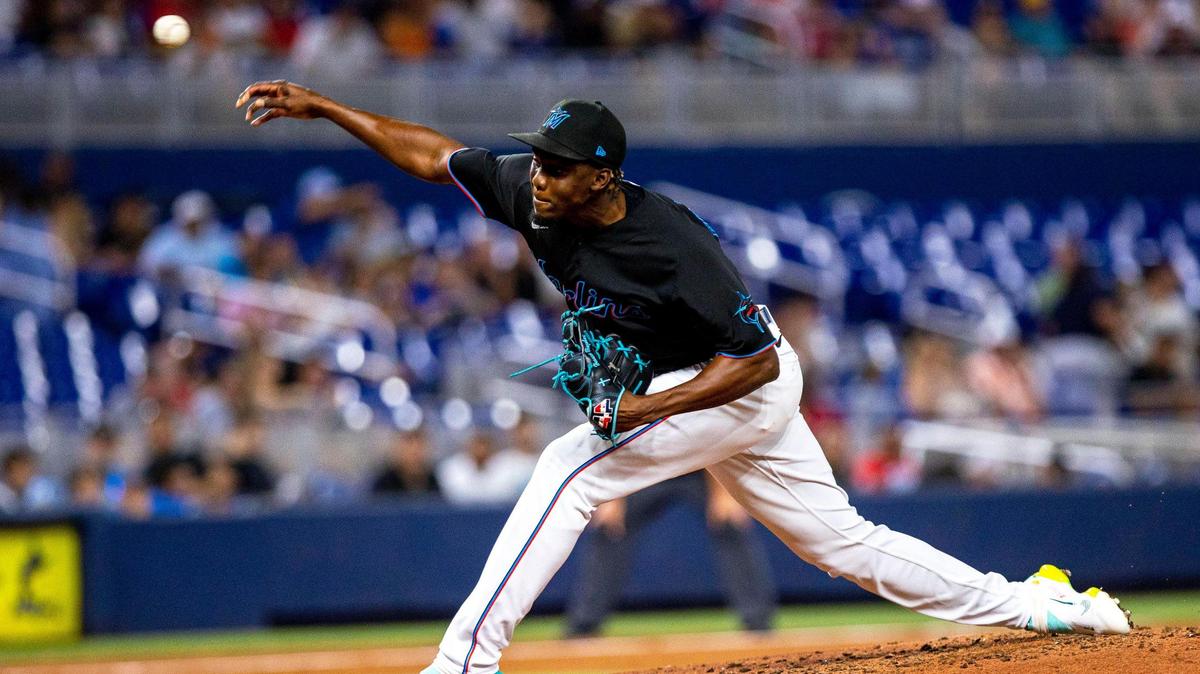 Miami Marlins pitcher Huascar Brazoban (81) throws the ball during the third inning of an MLB game against the Los Angeles Dodgers at loanDepot park in the Little Havana neighborhood of Miami, Florida, on Friday, August 26, 2022.