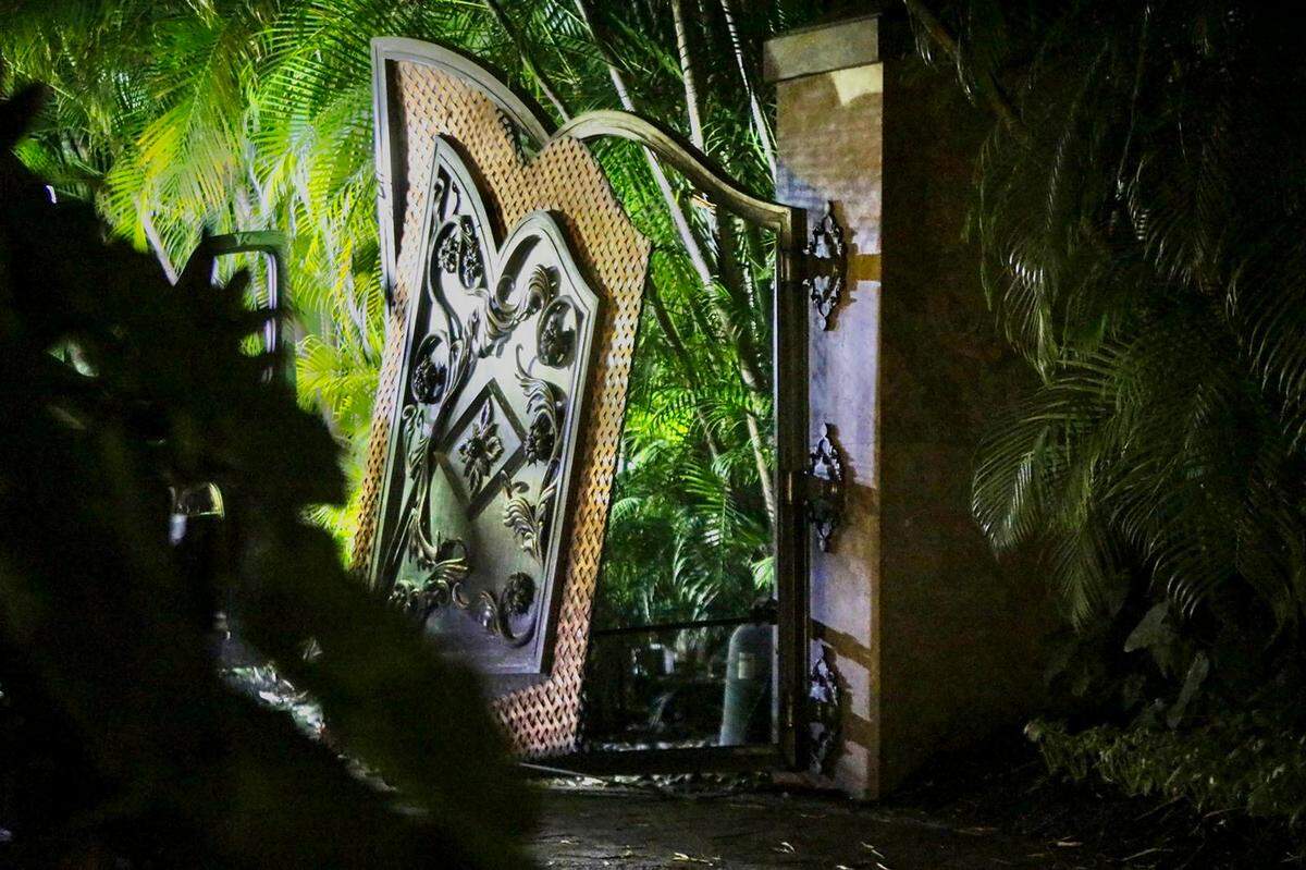 A view of the broken gate of one of Sean ‘Diddy’ Combs’ two mansions on Star Island on Monday, March 25, 2024 in Miami Beach, Florida. Federal agents raided his two mansions in Miami Beach, as well as his home in Los Angeles. The raids follow a lawsuit filed by his former producer alleging that Diddy was involved in a “dangerous and widespread criminal sex trafficking organization.”