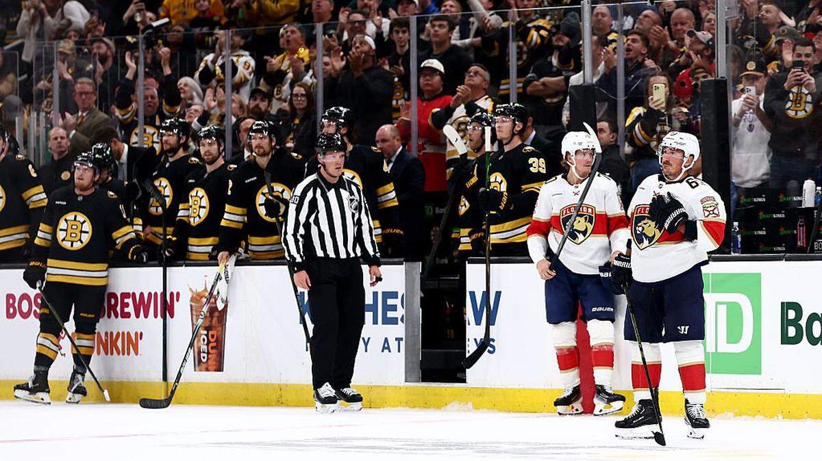 BOSTON, MASSACHUSETTS - OCTOBER 21: Brad Marchand #63 of the Florida Panthers cries as he is recognized by the Boston Bruins, where he played for 16 seasons, during the first period of the game between the Florida Panthers and Boston Bruins at TD Garden on October 21, 2025 in Boston, Massachusetts. (Photo by Maddie Meyer/Getty Images)