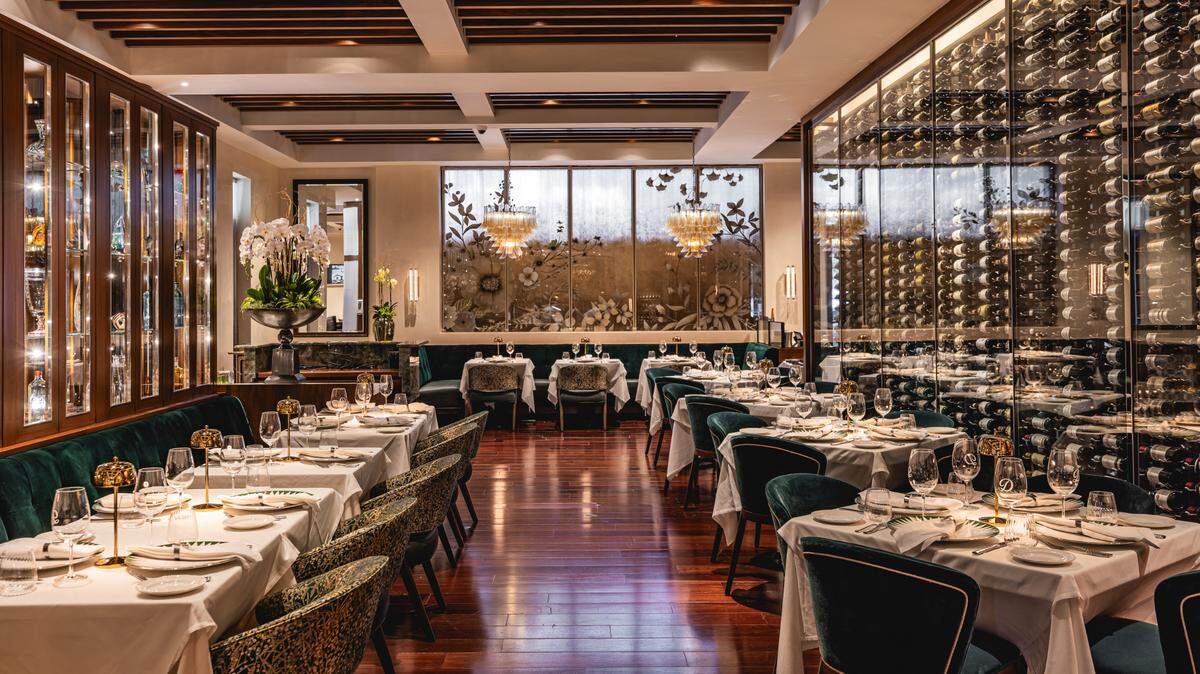The main dining room at Daniel’s Miami, formerly Fiola, now an elegant, upscale steakhouse.