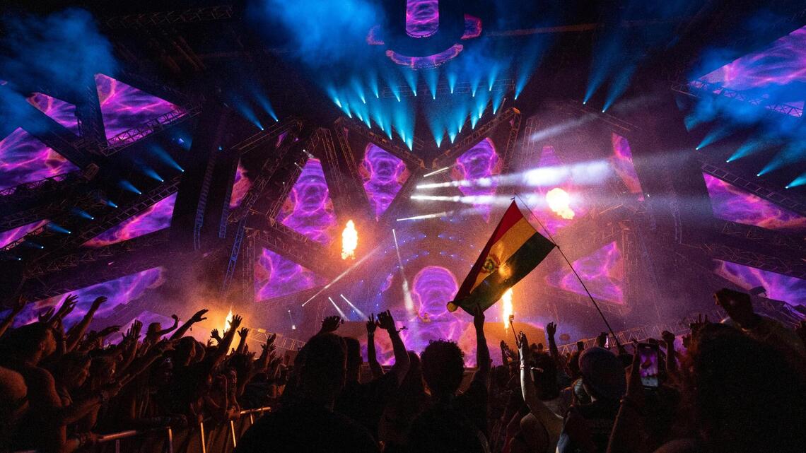 Take a look at photos from the final day of Ultra Music Festival in downtown Miami