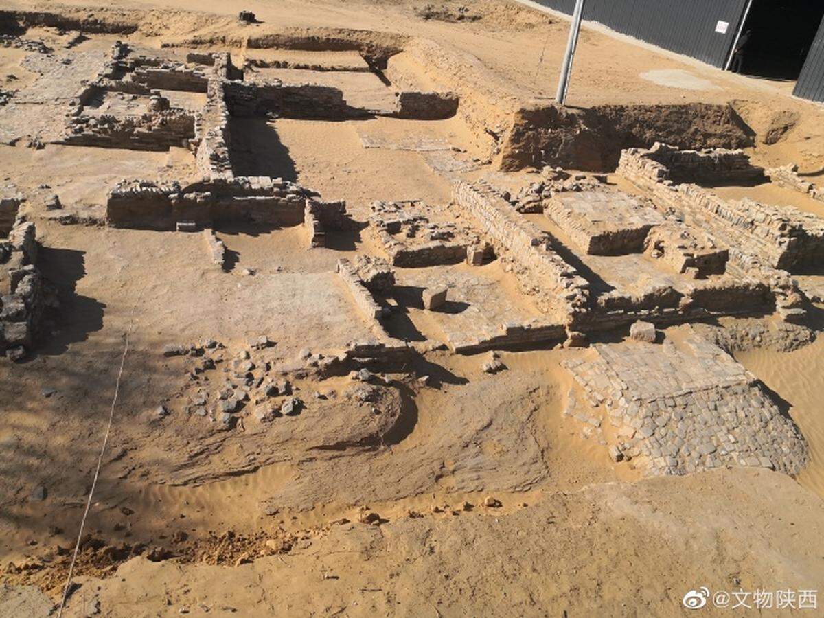 The common courtyard at the fort.
