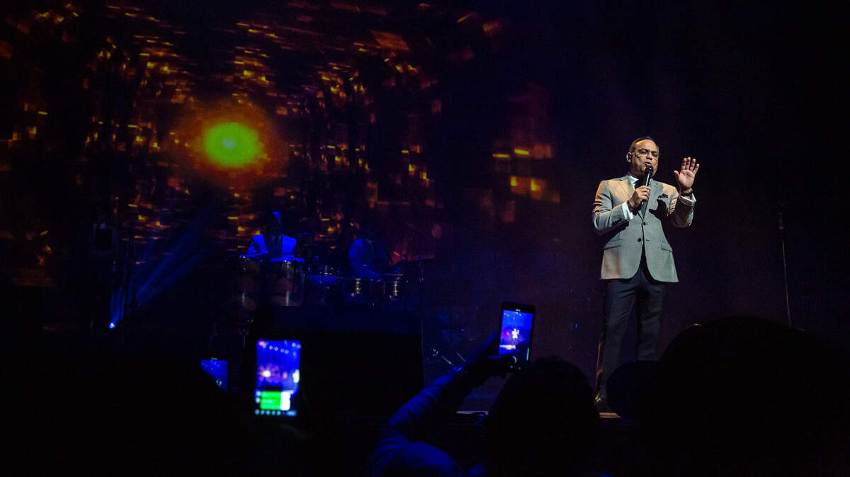 Puerto Rican crooner Gilberto Santa Rosa will bring his big-band salsa sound to the James L. Knight Center in Miami on Saturday